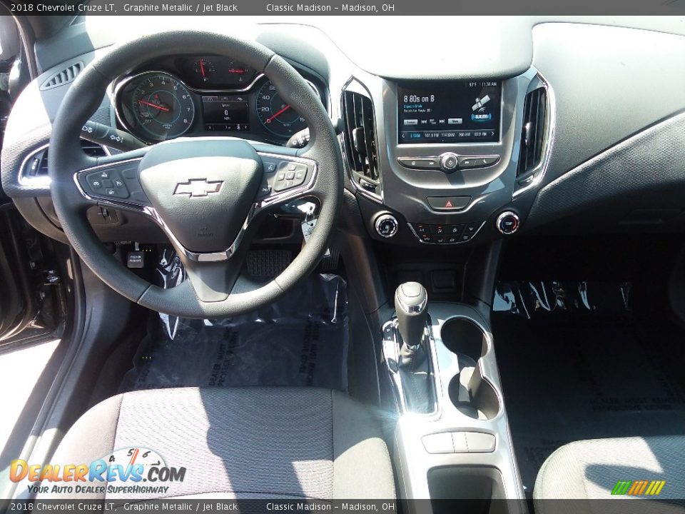 2018 Chevrolet Cruze LT Graphite Metallic / Jet Black Photo #6