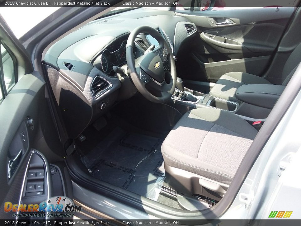 2018 Chevrolet Cruze LT Pepperdust Metallic / Jet Black Photo #4