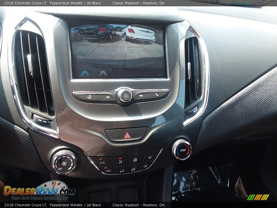 2018 Chevrolet Cruze LT Pepperdust Metallic / Jet Black Photo #7