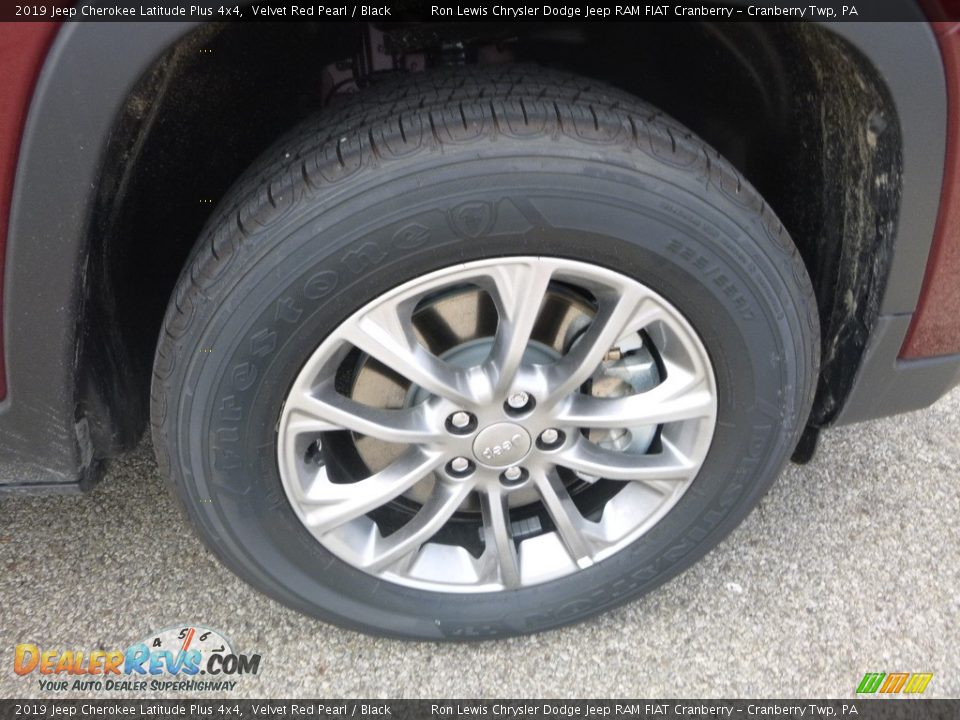 2019 Jeep Cherokee Latitude Plus 4x4 Velvet Red Pearl / Black Photo #9