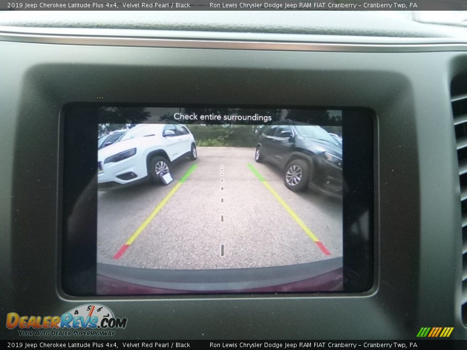 2019 Jeep Cherokee Latitude Plus 4x4 Velvet Red Pearl / Black Photo #17