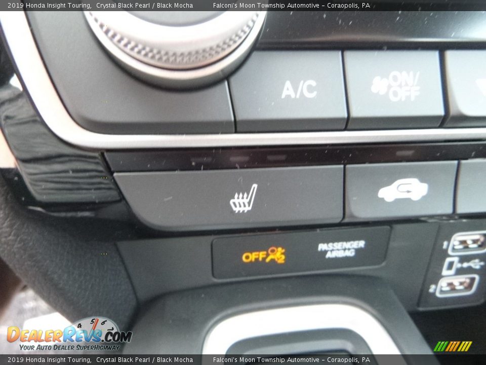 Controls of 2019 Honda Insight Touring Photo #16