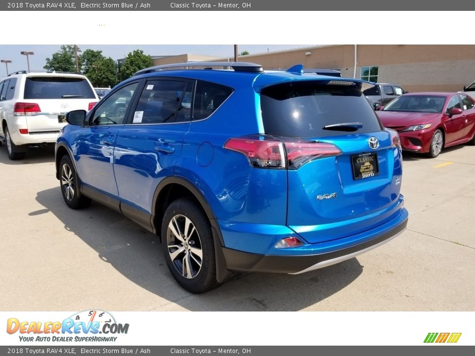 2018 Toyota RAV4 XLE Electric Storm Blue / Ash Photo #2