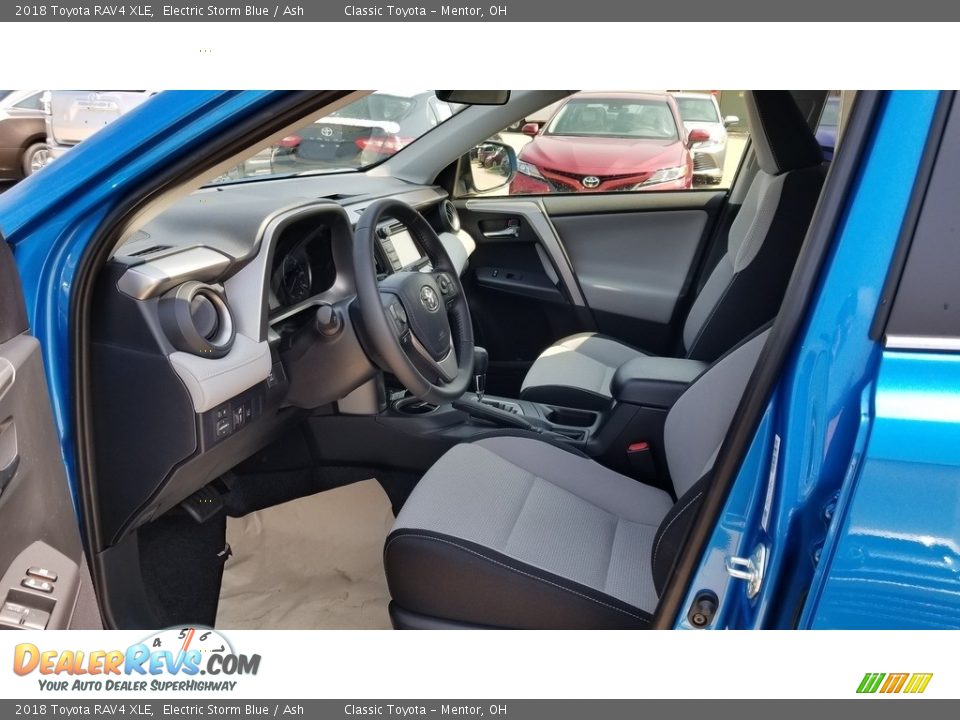 2018 Toyota RAV4 XLE Electric Storm Blue / Ash Photo #3