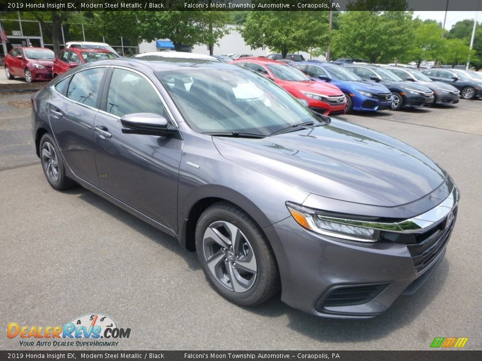 Front 3/4 View of 2019 Honda Insight EX Photo #6