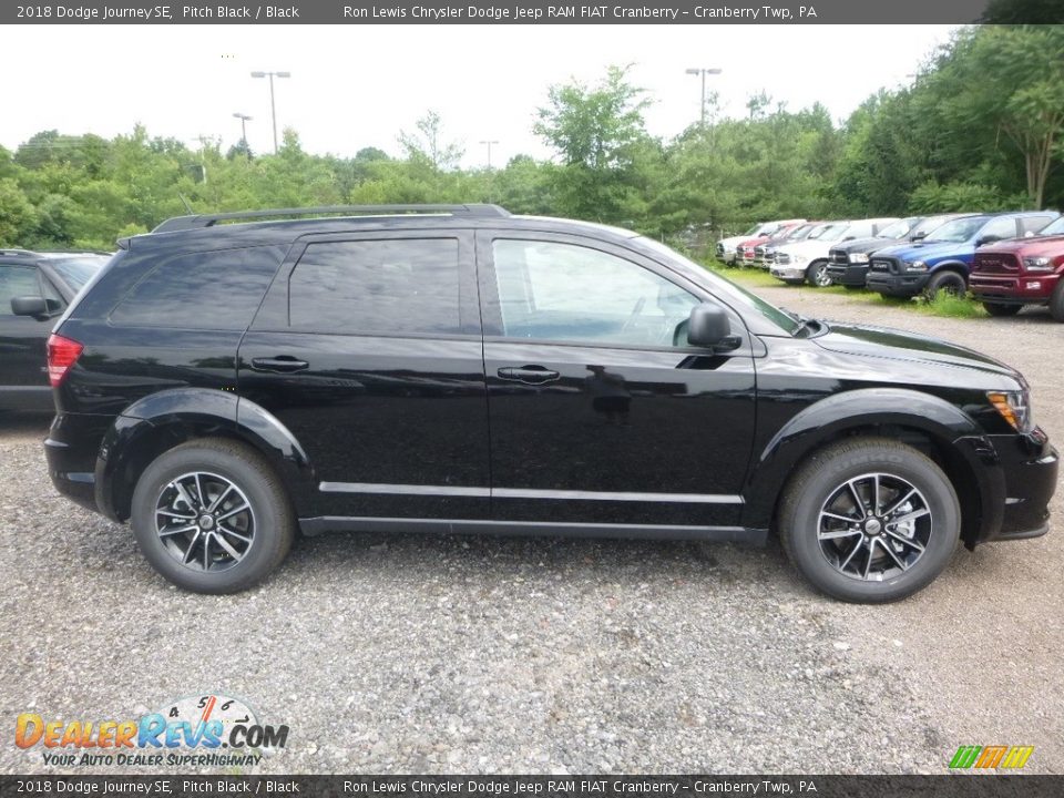 2018 Dodge Journey SE Pitch Black / Black Photo #6