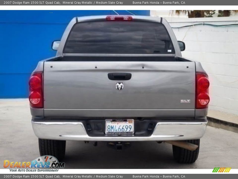 2007 Dodge Ram 1500 SLT Quad Cab Mineral Gray Metallic / Medium Slate Gray Photo #10