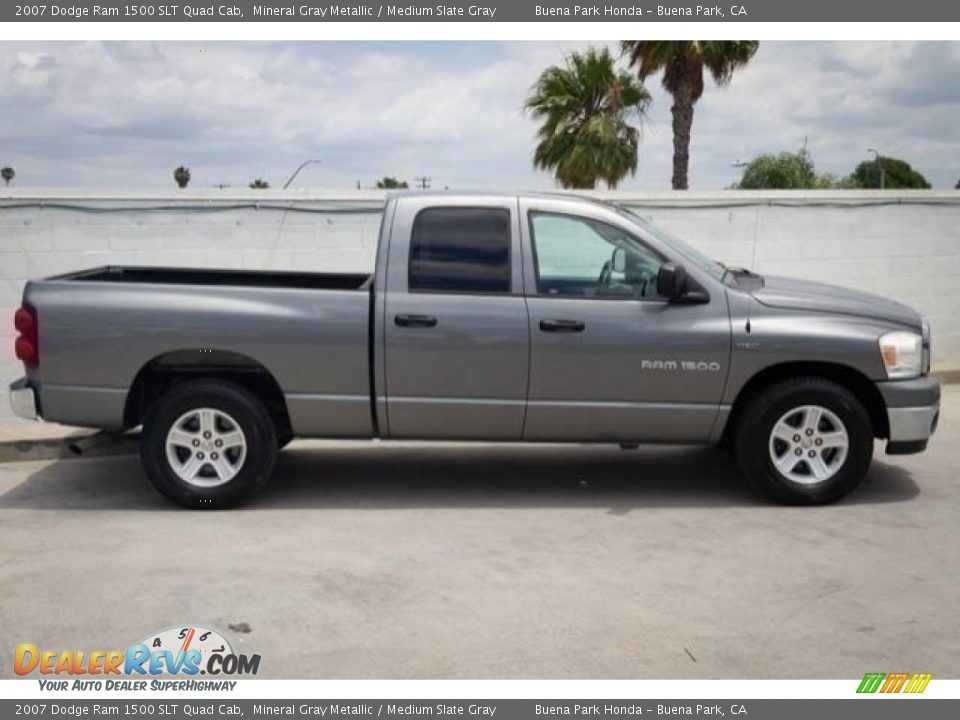 2007 Dodge Ram 1500 SLT Quad Cab Mineral Gray Metallic / Medium Slate Gray Photo #15