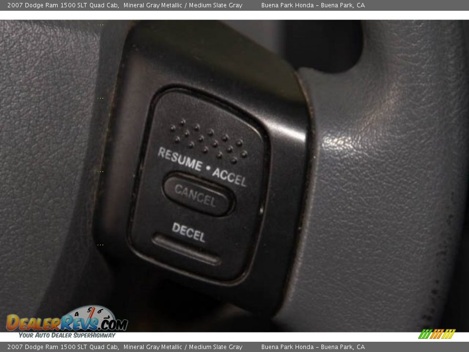 2007 Dodge Ram 1500 SLT Quad Cab Mineral Gray Metallic / Medium Slate Gray Photo #18