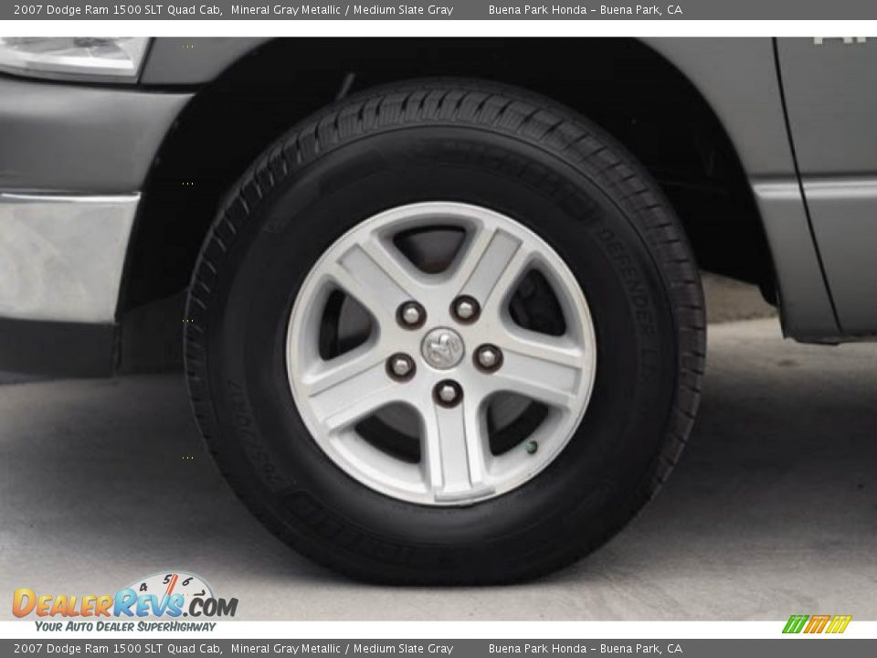 2007 Dodge Ram 1500 SLT Quad Cab Mineral Gray Metallic / Medium Slate Gray Photo #31