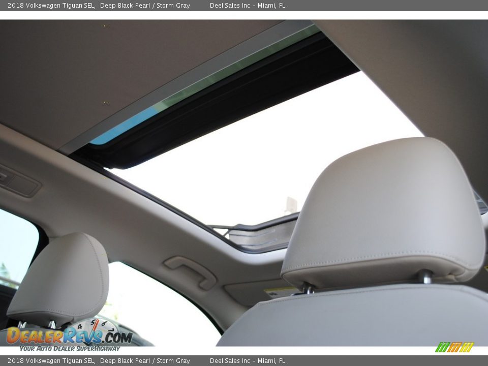 2018 Volkswagen Tiguan SEL Deep Black Pearl / Storm Gray Photo #14