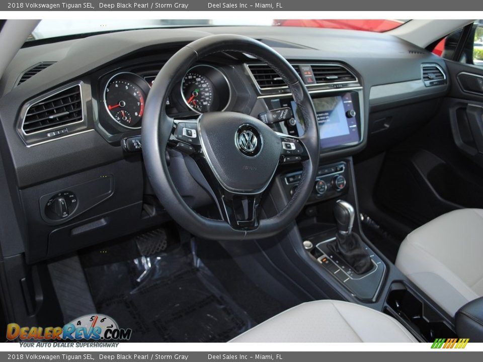 2018 Volkswagen Tiguan SEL Deep Black Pearl / Storm Gray Photo #18