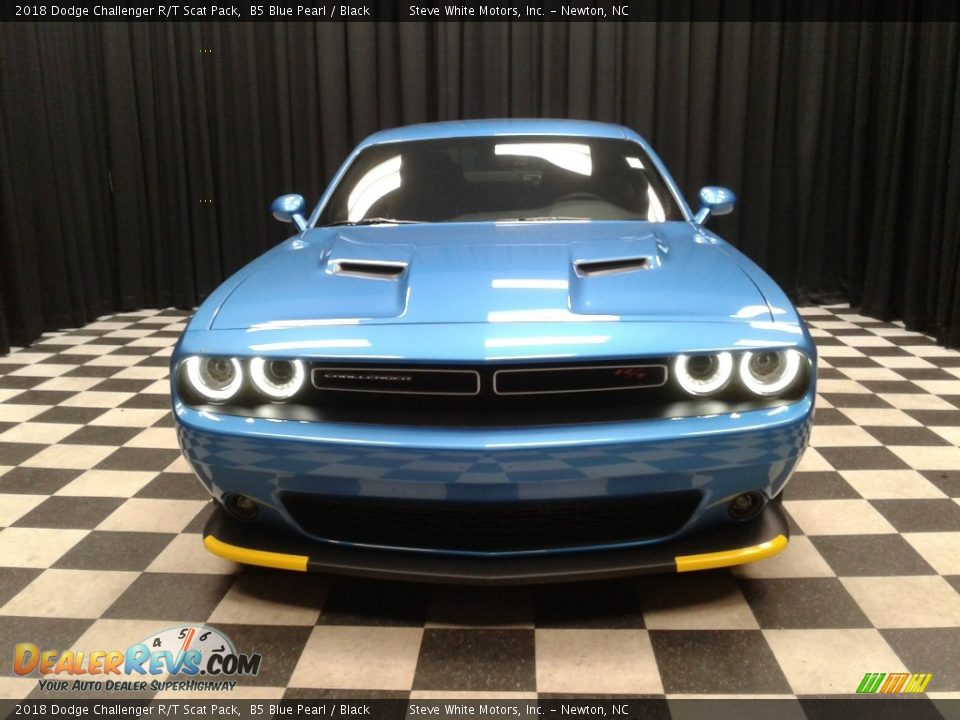 2018 Dodge Challenger R/T Scat Pack B5 Blue Pearl / Black Photo #3