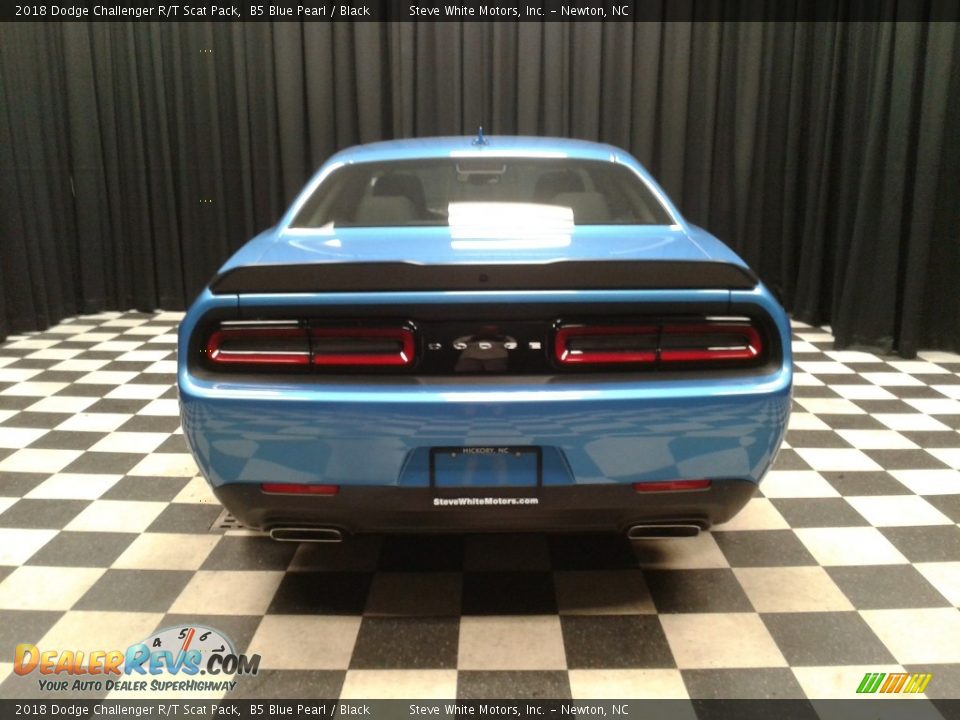 2018 Dodge Challenger R/T Scat Pack B5 Blue Pearl / Black Photo #7