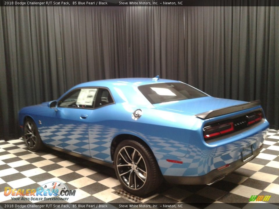 2018 Dodge Challenger R/T Scat Pack B5 Blue Pearl / Black Photo #8