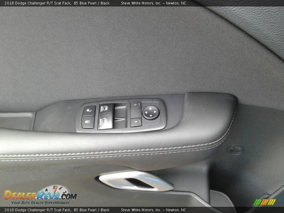 2018 Dodge Challenger R/T Scat Pack B5 Blue Pearl / Black Photo #9