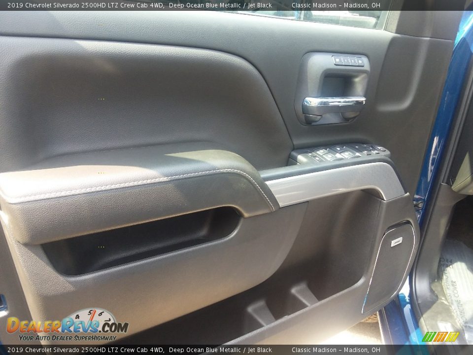2019 Chevrolet Silverado 2500HD LTZ Crew Cab 4WD Deep Ocean Blue Metallic / Jet Black Photo #3
