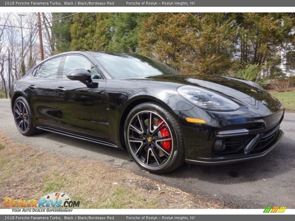 Front 3/4 View of 2018 Porsche Panamera Turbo Photo #1