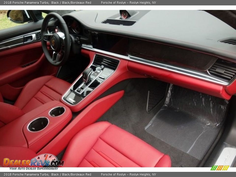 Dashboard of 2018 Porsche Panamera Turbo Photo #15