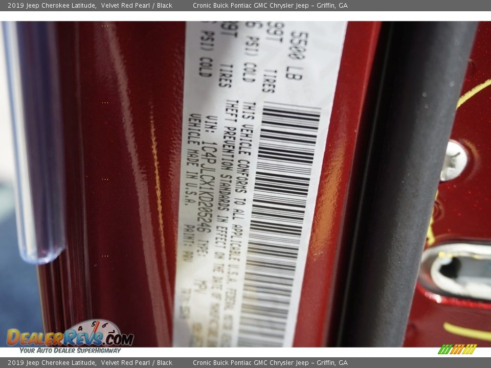 2019 Jeep Cherokee Latitude Velvet Red Pearl / Black Photo #14