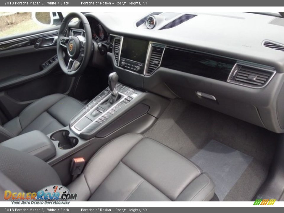 2018 Porsche Macan S White / Black Photo #17
