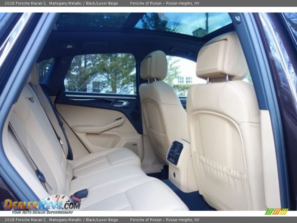 Rear Seat of 2018 Porsche Macan S Photo #18