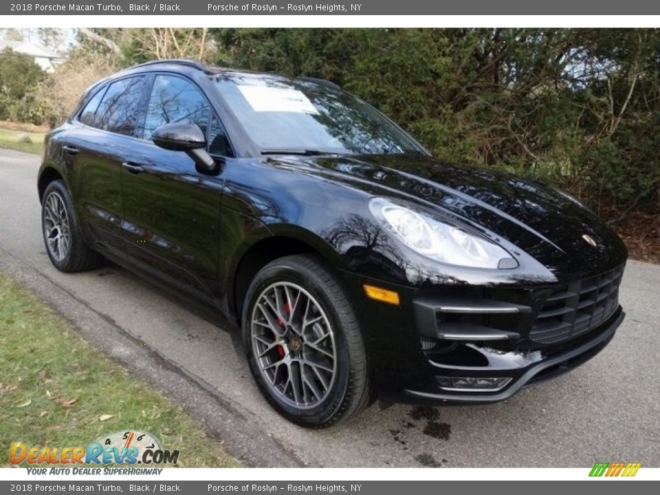 2018 Porsche Macan Turbo Black / Black Photo #1