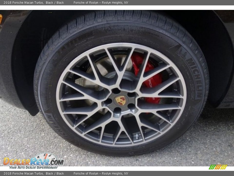 2018 Porsche Macan Turbo Black / Black Photo #9