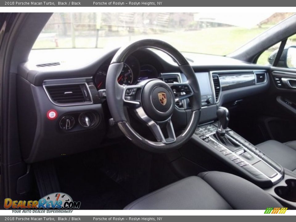 2018 Porsche Macan Turbo Black / Black Photo #12