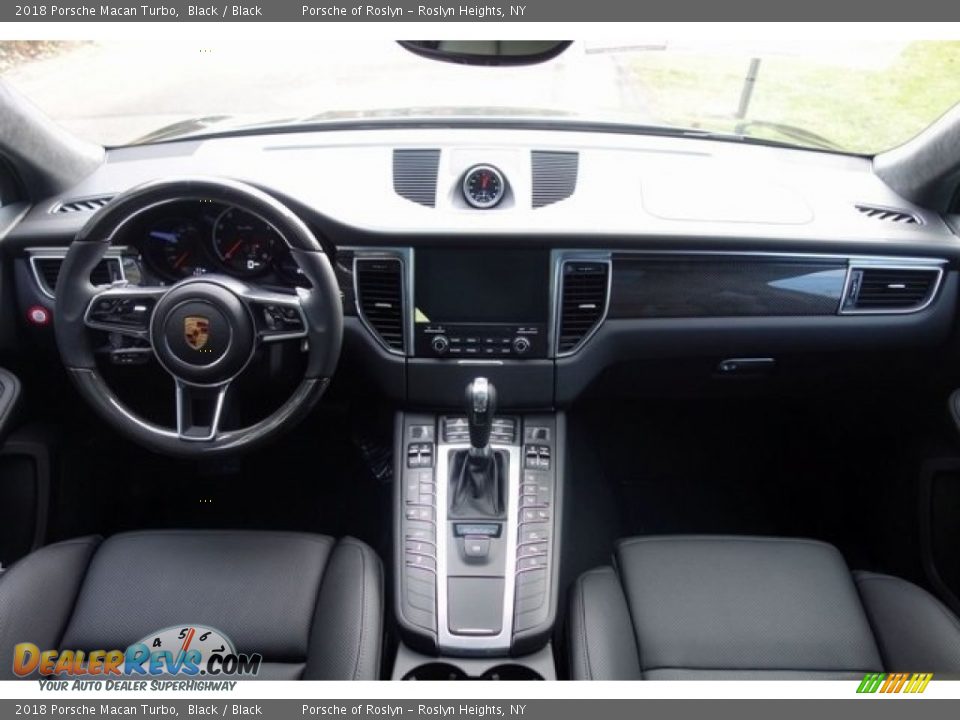 2018 Porsche Macan Turbo Black / Black Photo #13