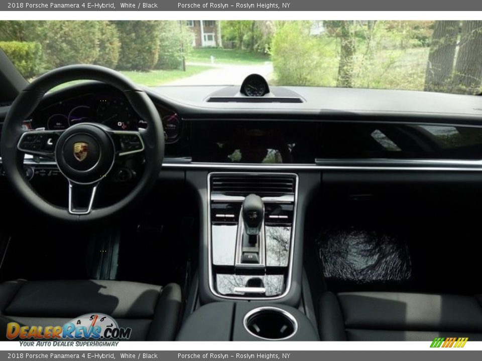 2018 Porsche Panamera 4 E-Hybrid White / Black Photo #11