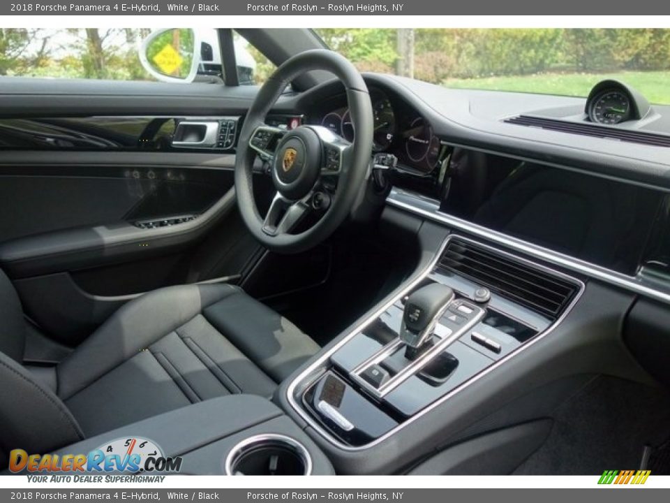 2018 Porsche Panamera 4 E-Hybrid White / Black Photo #18