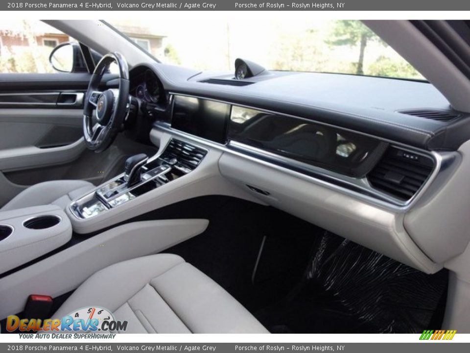 2018 Porsche Panamera 4 E-Hybrid Volcano Grey Metallic / Agate Grey Photo #20