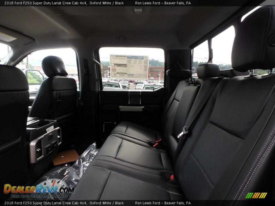 2018 Ford F250 Super Duty Lariat Crew Cab 4x4 Oxford White / Black Photo #11