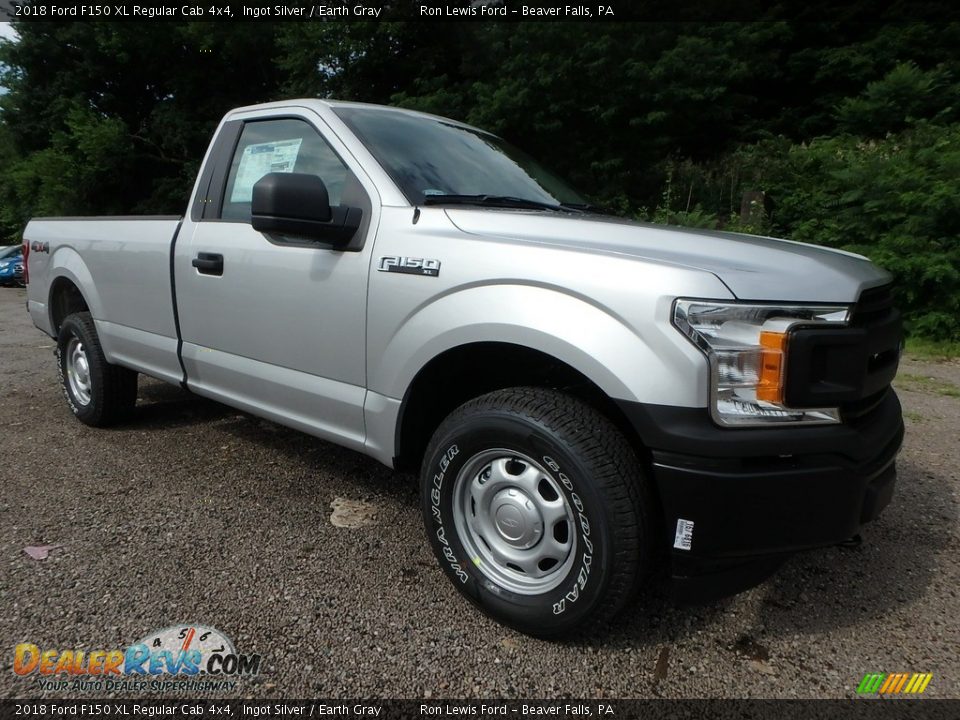 Front 3/4 View of 2018 Ford F150 XL Regular Cab 4x4 Photo #11