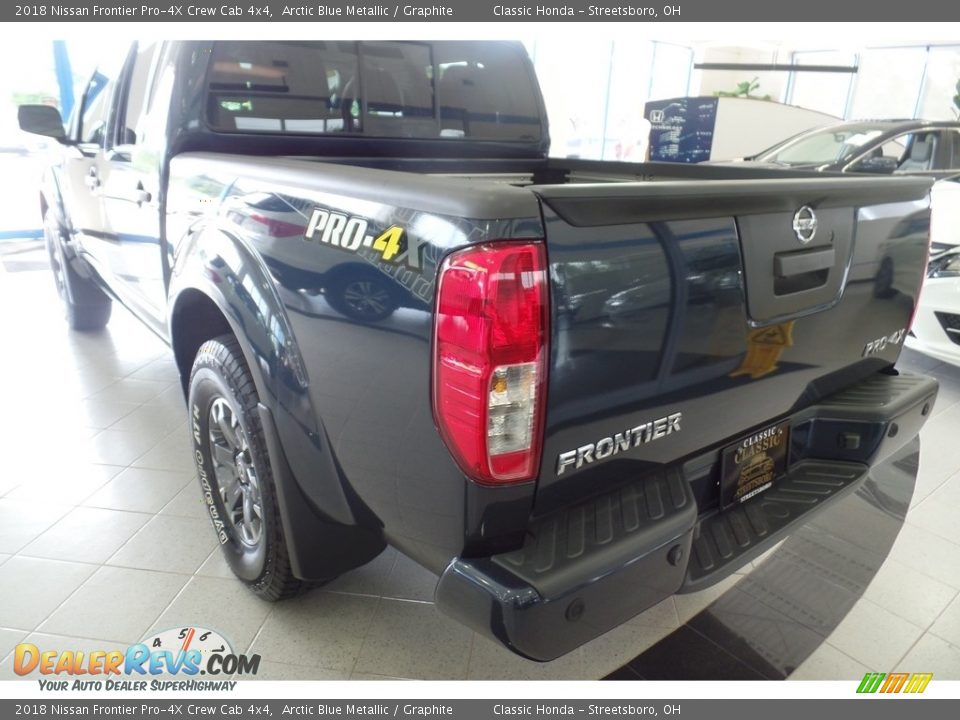 2018 Nissan Frontier Pro-4X Crew Cab 4x4 Arctic Blue Metallic / Graphite Photo #3