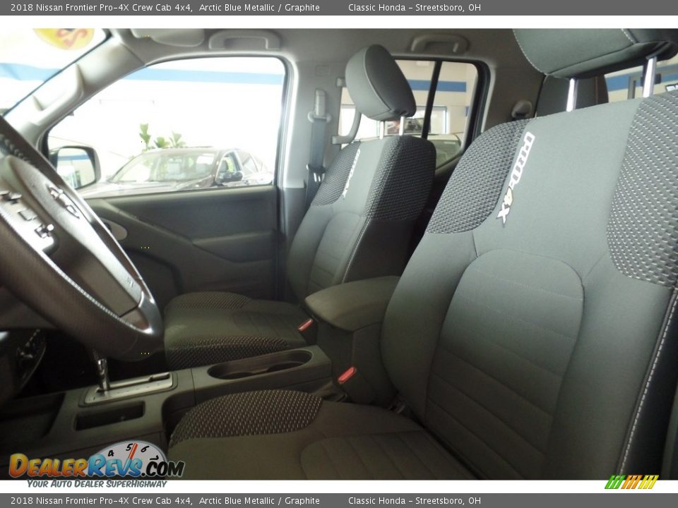 2018 Nissan Frontier Pro-4X Crew Cab 4x4 Arctic Blue Metallic / Graphite Photo #16