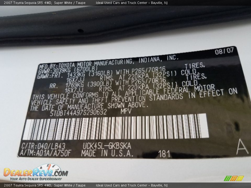 2007 Toyota Sequoia SR5 4WD Super White / Taupe Photo #19