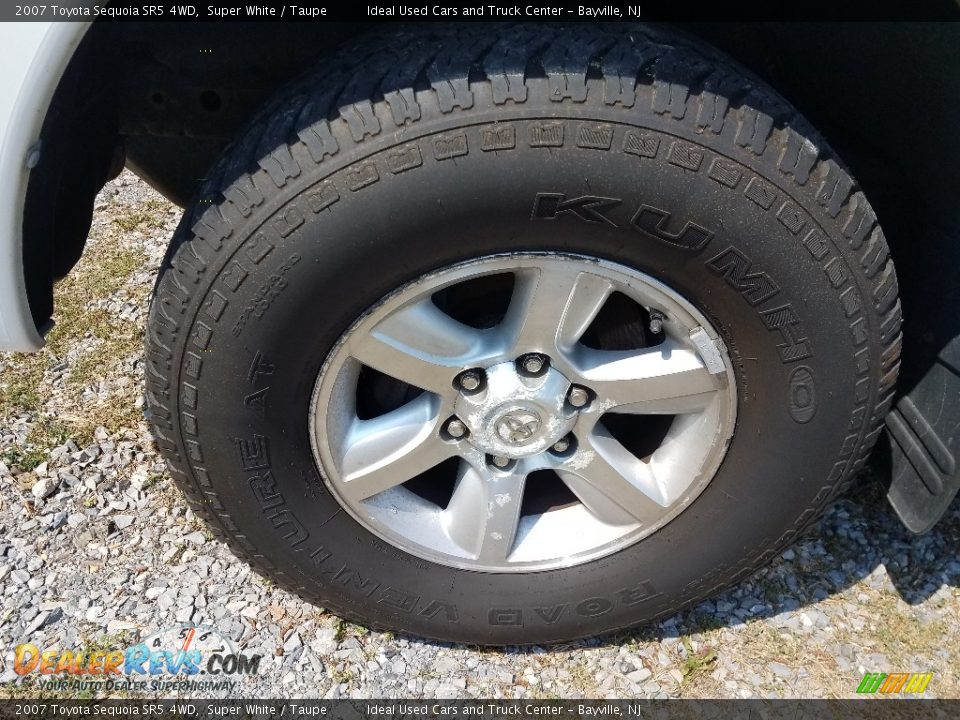 2007 Toyota Sequoia SR5 4WD Super White / Taupe Photo #31
