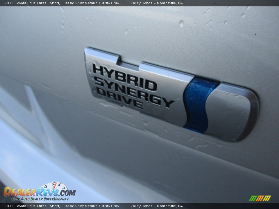 2013 Toyota Prius Three Hybrid Classic Silver Metallic / Misty Gray Photo #6