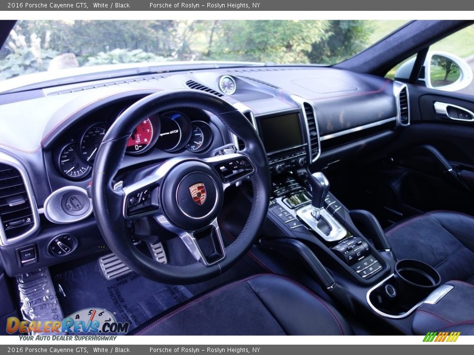 2016 Porsche Cayenne GTS White / Black Photo #10