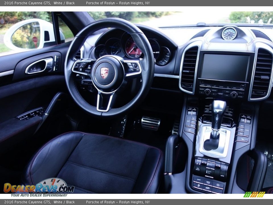 2016 Porsche Cayenne GTS White / Black Photo #13