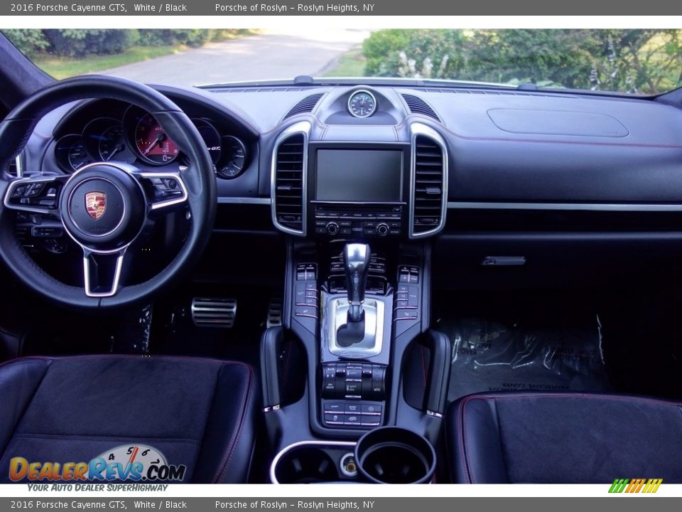2016 Porsche Cayenne GTS White / Black Photo #14