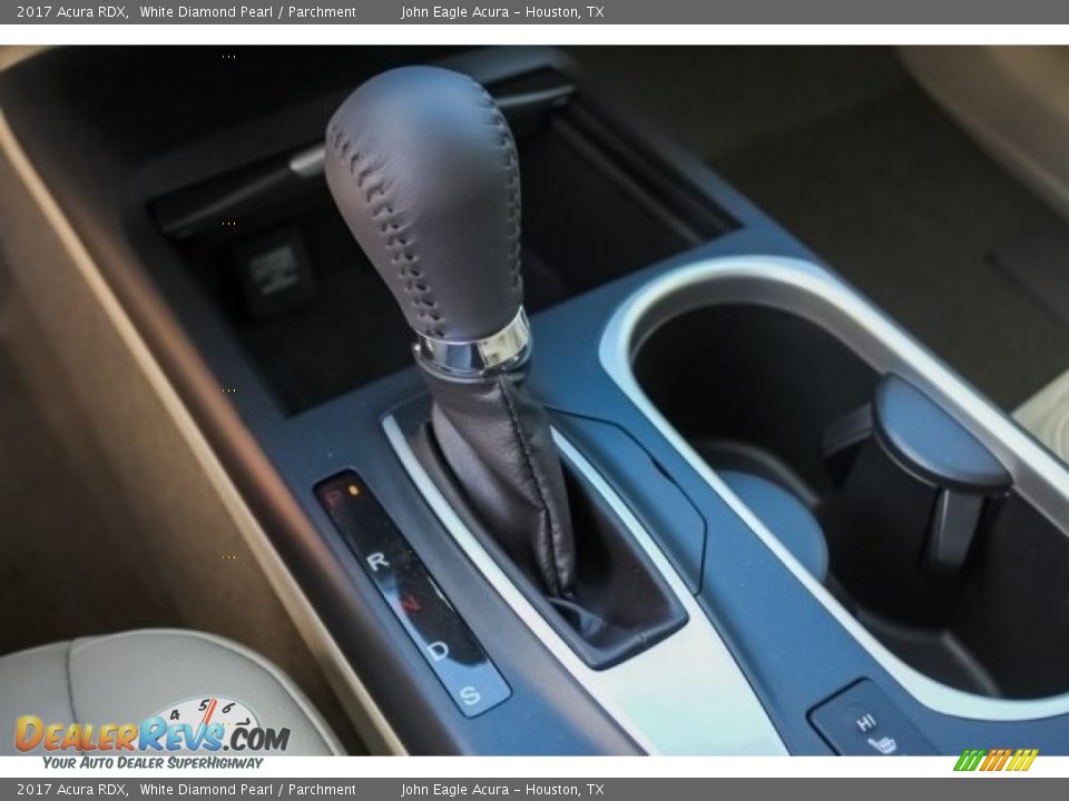 2017 Acura RDX White Diamond Pearl / Parchment Photo #33