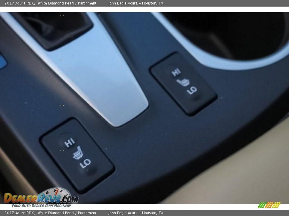 2017 Acura RDX White Diamond Pearl / Parchment Photo #34