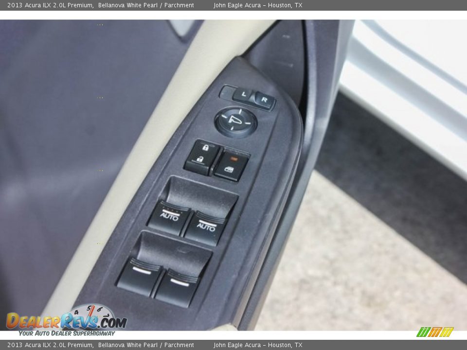 2013 Acura ILX 2.0L Premium Bellanova White Pearl / Parchment Photo #15