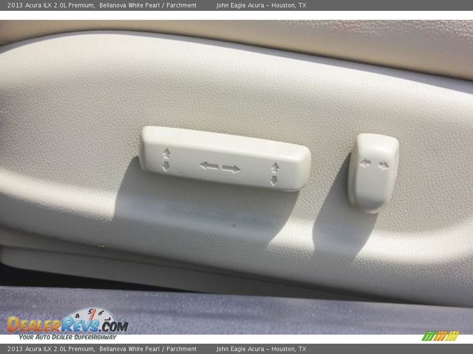 2013 Acura ILX 2.0L Premium Bellanova White Pearl / Parchment Photo #16
