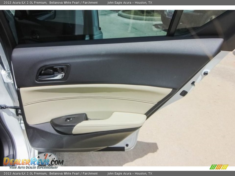 2013 Acura ILX 2.0L Premium Bellanova White Pearl / Parchment Photo #23