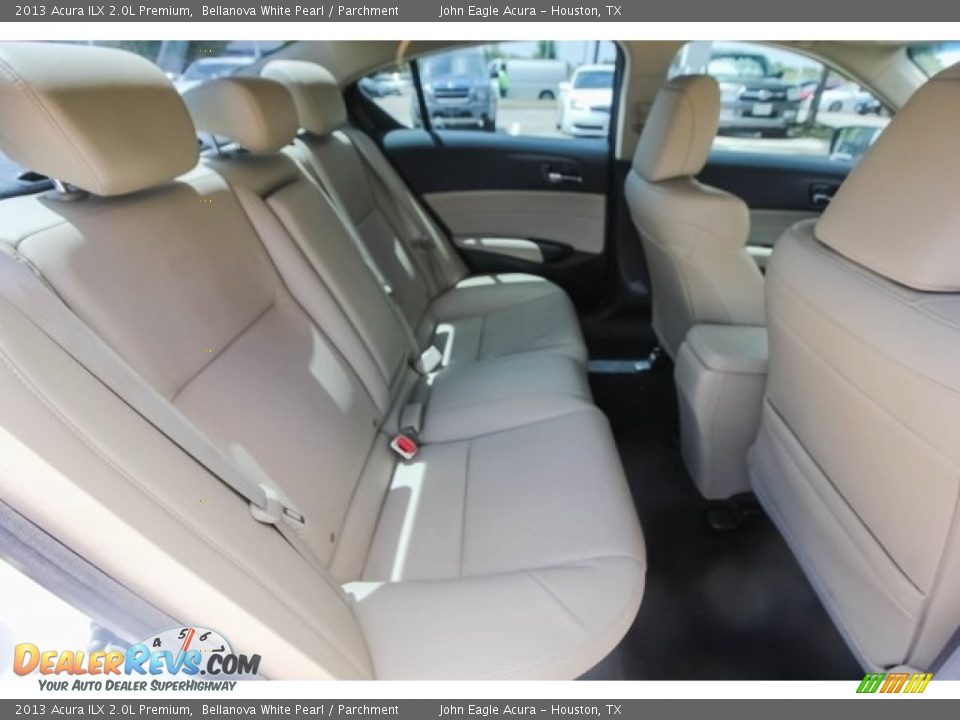 2013 Acura ILX 2.0L Premium Bellanova White Pearl / Parchment Photo #24