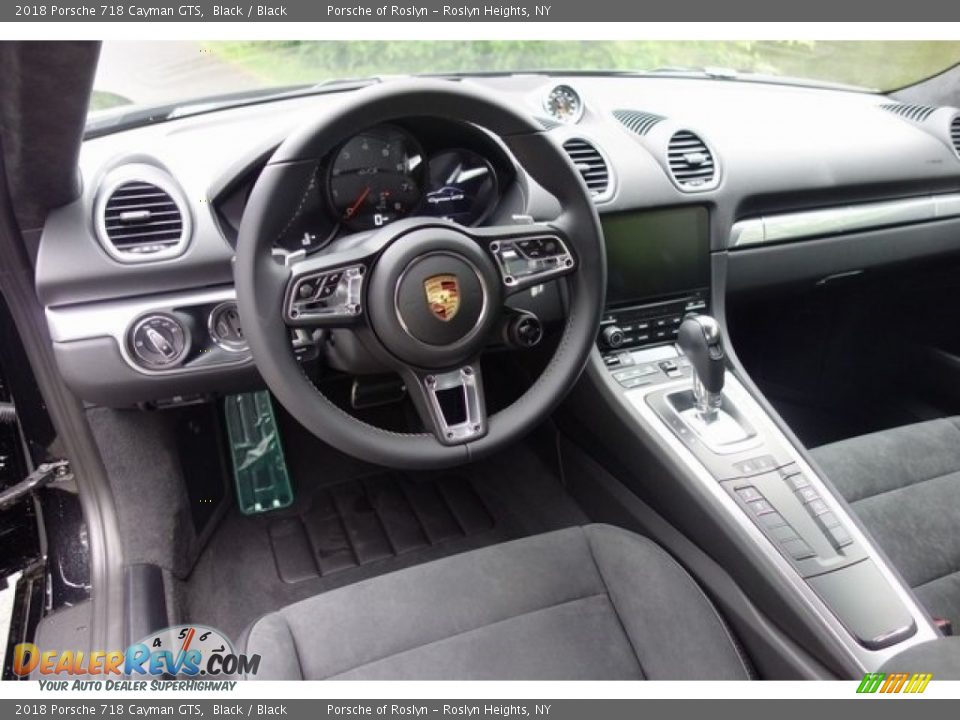 Dashboard of 2018 Porsche 718 Cayman GTS Photo #13